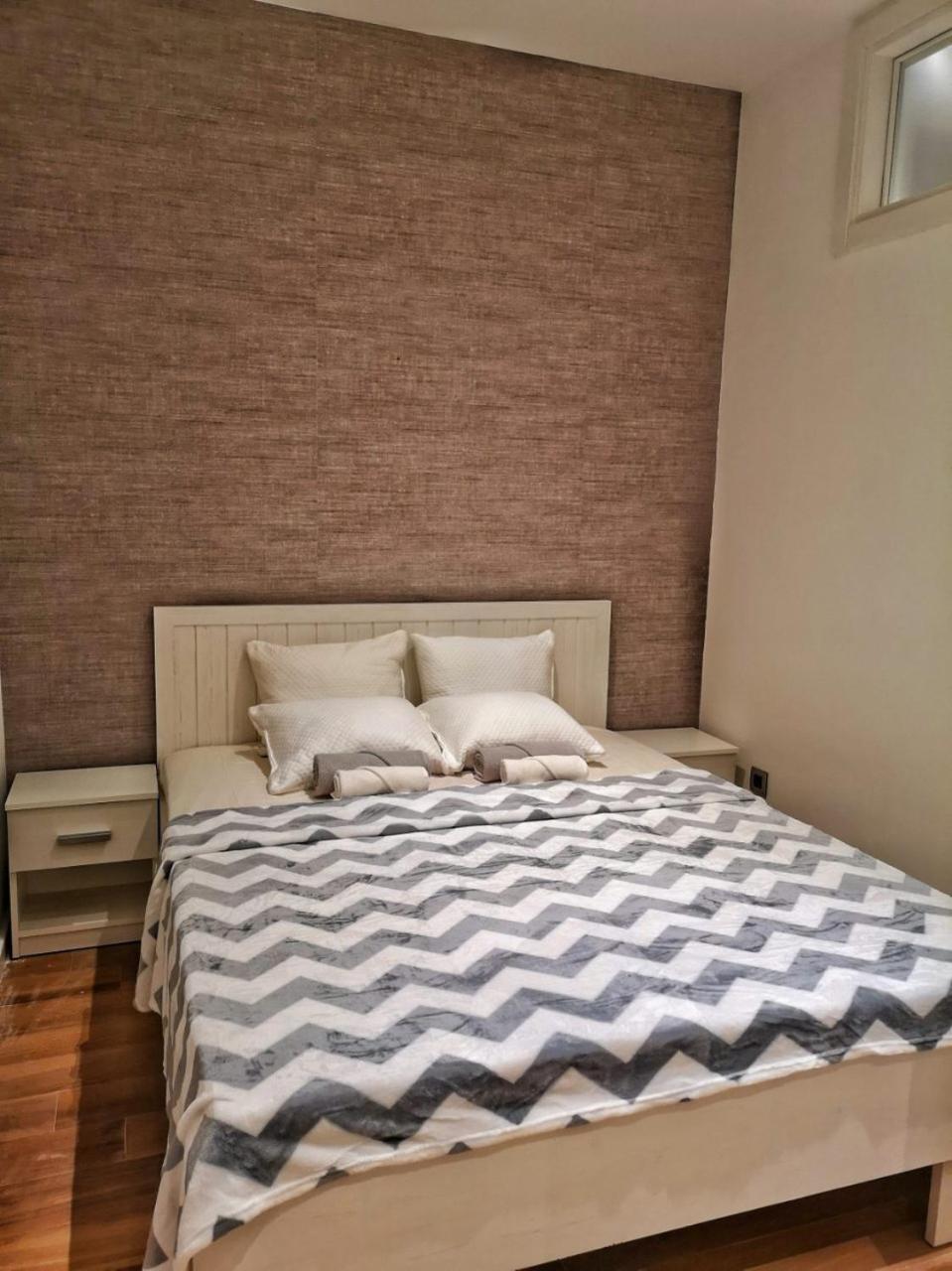 Pankov Apartment Свети Стефан Екстериор снимка